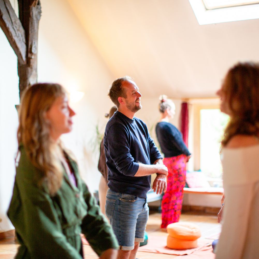Deelnemers tijdens de opleiding Familieopstellingen in Utrecht